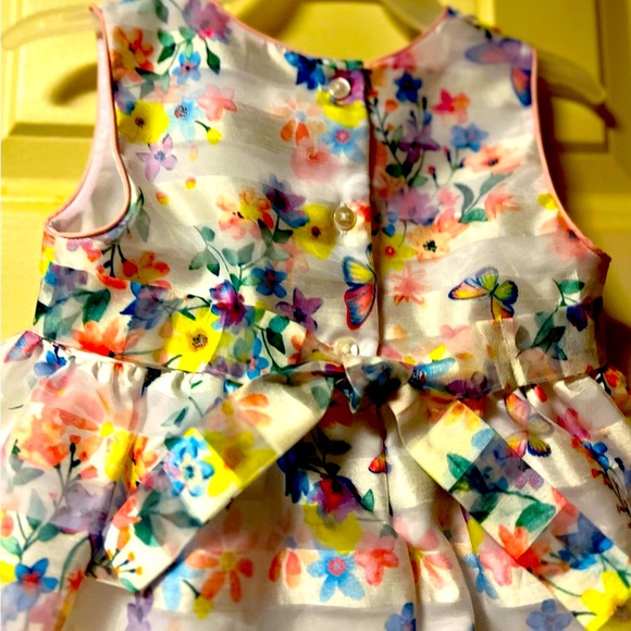 Girls 
Dress 
3T 
NWT - Picture 6 of 10